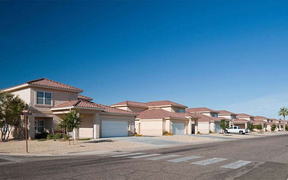 Saguaro Manor - 3-4x2-25 1615-1851 - Streetscape